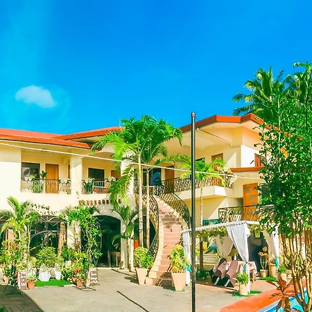Ladolcevita Inland Resort Cabadbaran Экстерьер фото