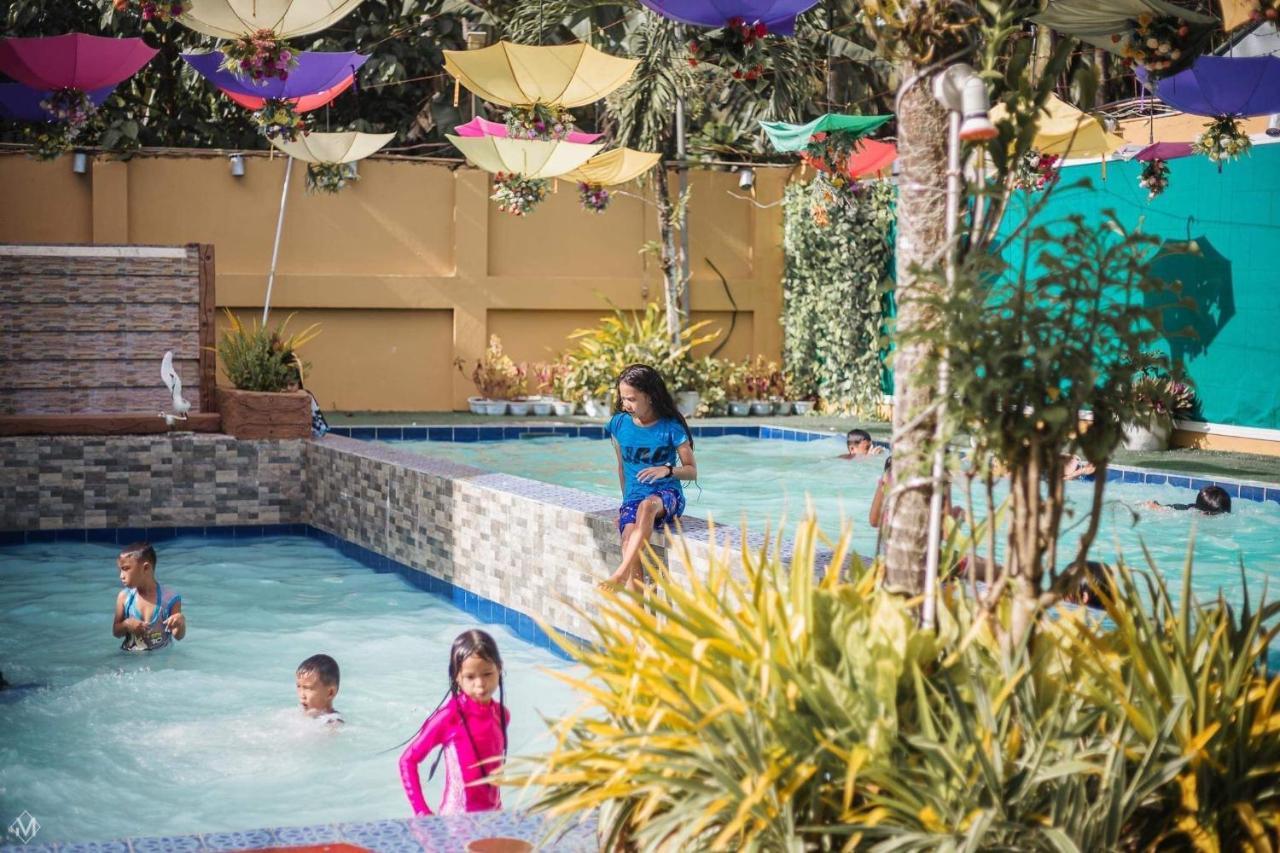 Ladolcevita Inland Resort Cabadbaran Экстерьер фото