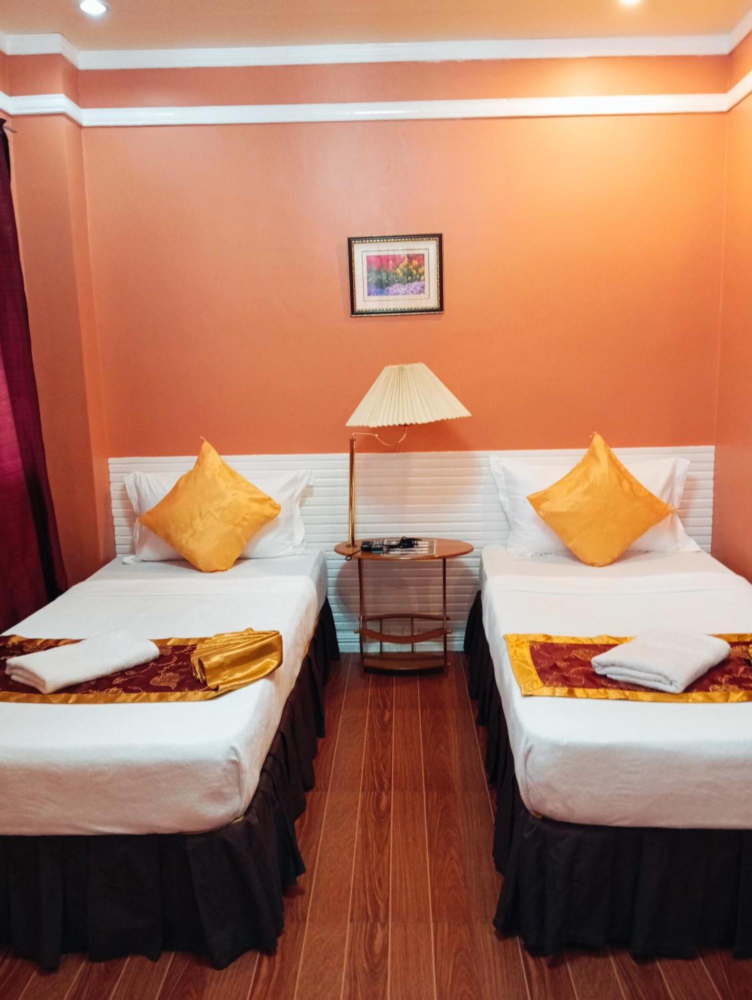 Ladolcevita Inland Resort Cabadbaran Экстерьер фото